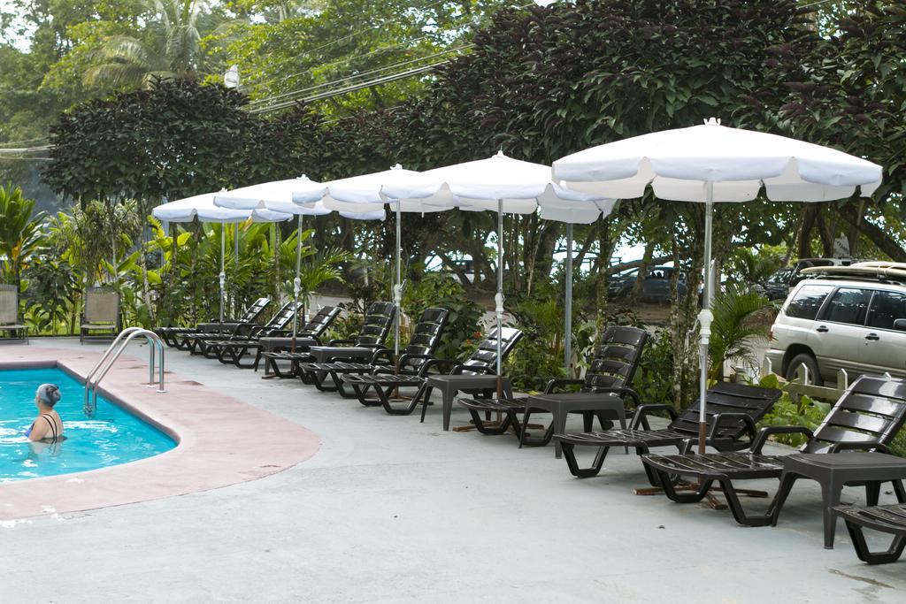 Hotel La Isla Inn Puerto Viejo de Talamanca Esterno foto