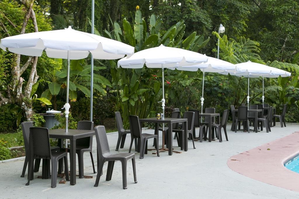 Hotel La Isla Inn Puerto Viejo de Talamanca Esterno foto